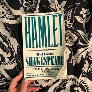 Used Barnes and Noble Hamlet